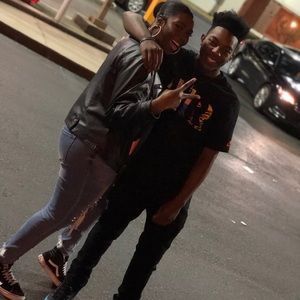 Meet your Posher, Angelia